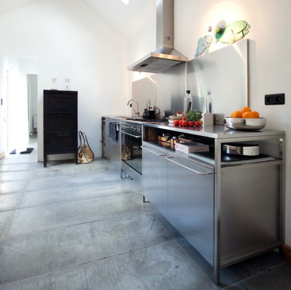 backboard kuhinja od nehrđajućeg čelika - moderna kuhinja countertop
