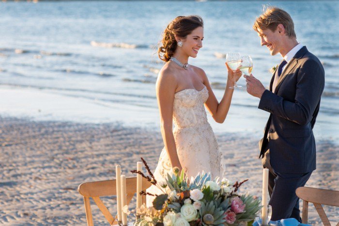 романтична сватбена фотография красива сватба най-плажа