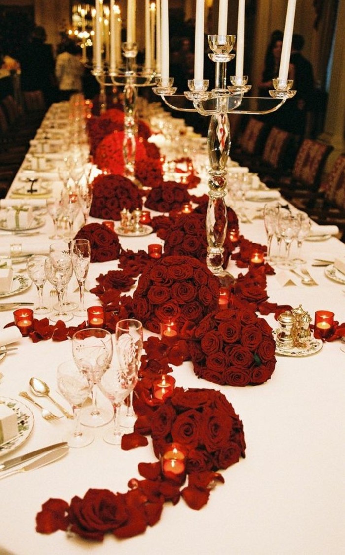 رومانسية الزفاف تي مع الجميلة-الورود الحمراء