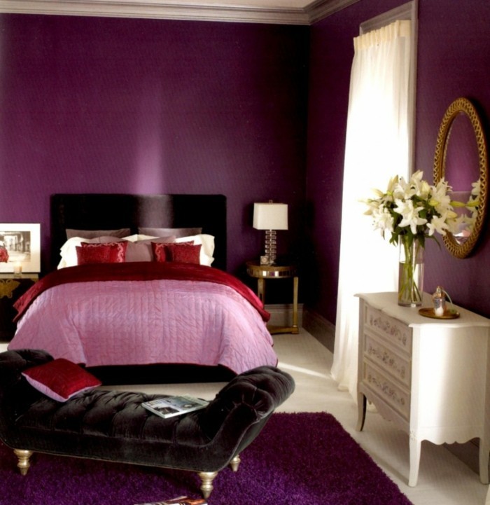 सूक्ष्म रोमांटिक बेडरूम का डिजाइन दीवार रंग-विचारों-बैंगनी