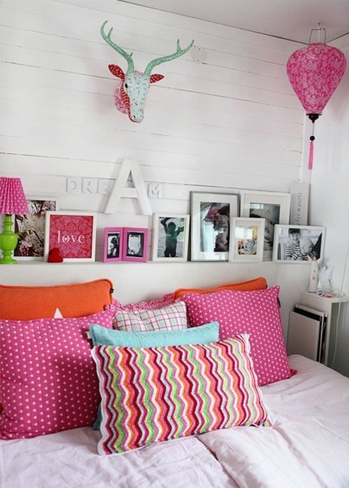 غرفة نوم وردي عناصر بوهو وسادة الصور مصباح