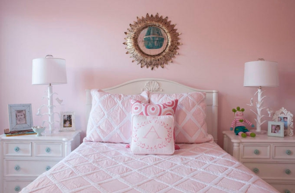 pink hálószoba lakberendezés ötlet