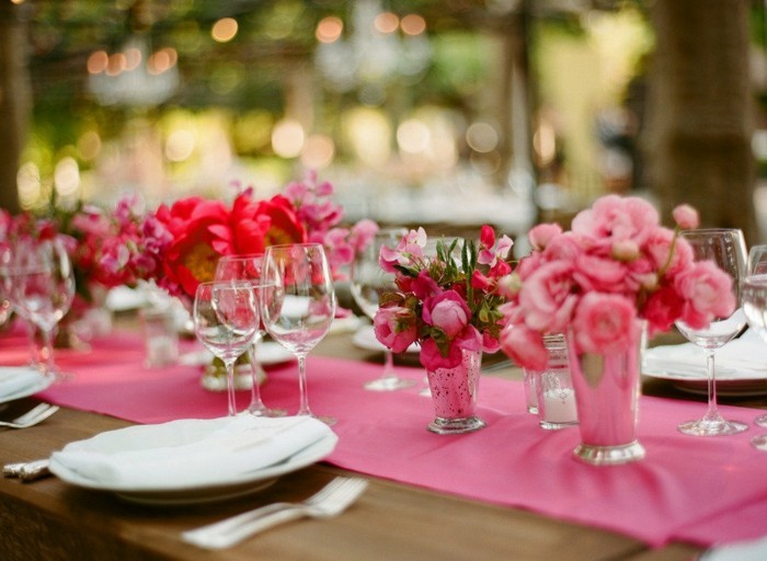 ρόδινα-floral-on-the-table-αποτελεσματικό σχεδιασμό-diy-γάμο