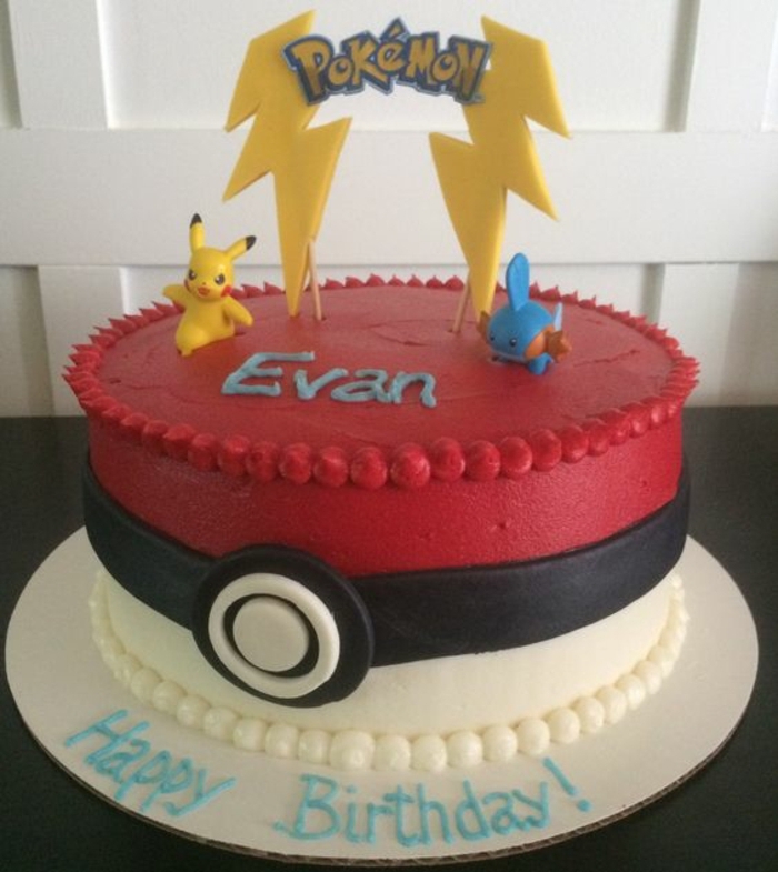 Idea para un pastel de pokemon rojo con dos pequeños seres pokemon diferentes, un pikachu amarillo y titulares amarillos