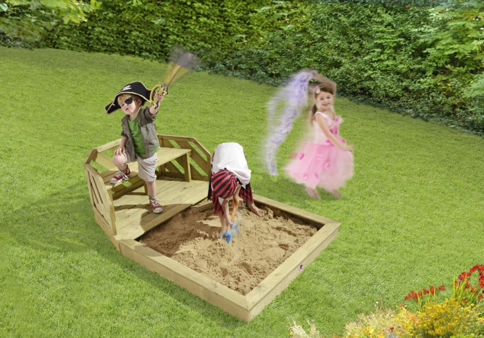 пясък-от-дърво-пират игра и две на едно момиче, момче