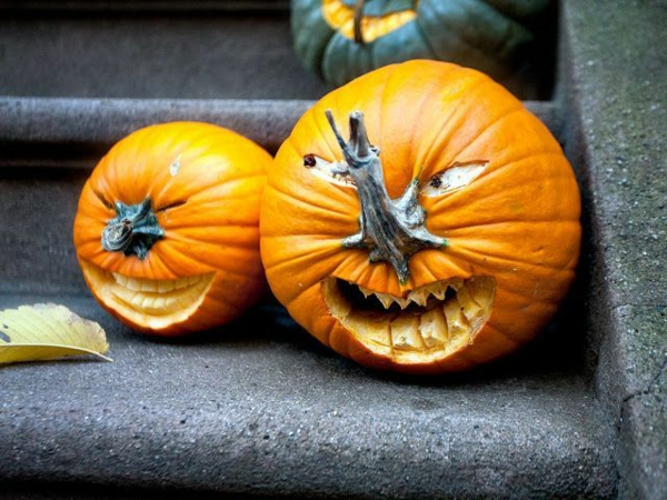 szép Halloween Pumpkin Faces Deco ötlet