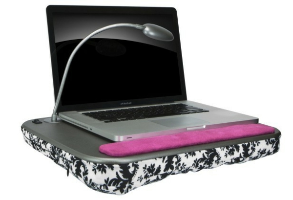 Almohada hermosa del ordenador portátil de color blanco y negro