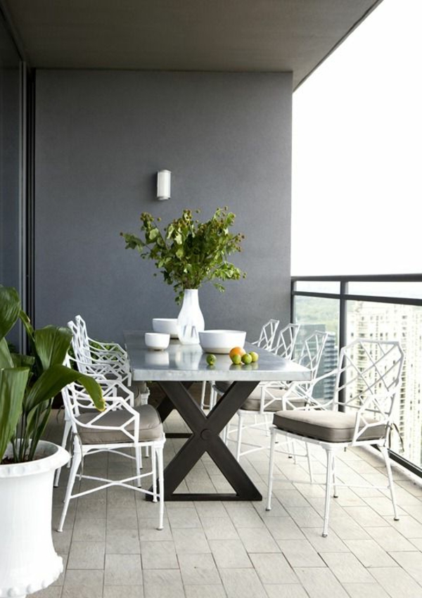 lijep balkon-namještaj-balkon-balkon-make-balkon-ideje-Stol-balkonske stolice