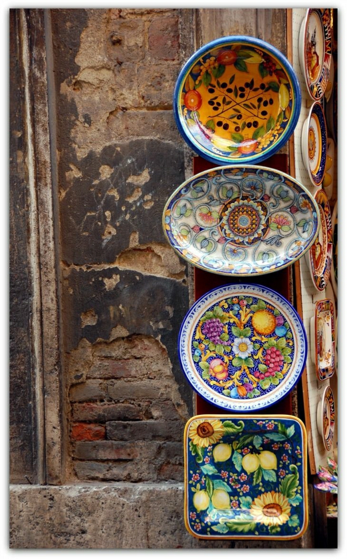 красив ръчно рисувани керамични плочи, Сиена, Италия