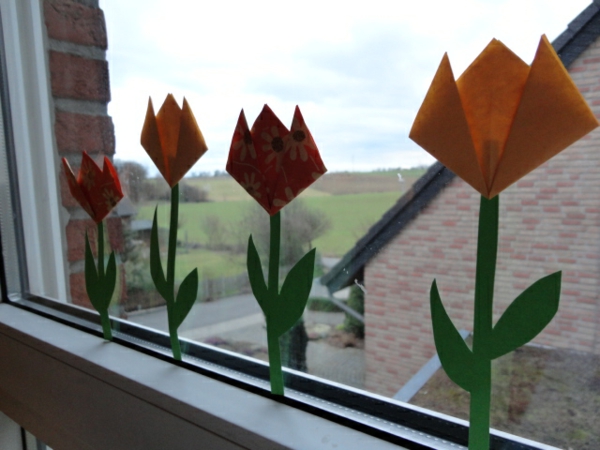 hermosa-tulipán-Tinker-la-la ventana