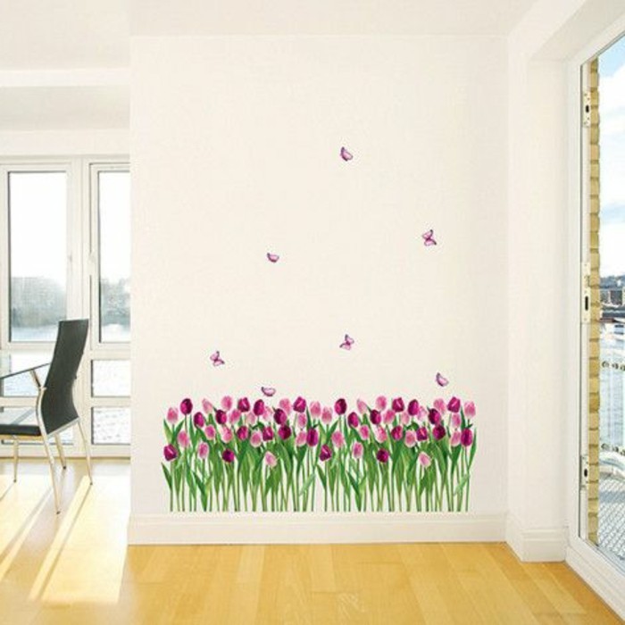 szép-wandtattos-lila-tulipán-és pillangó