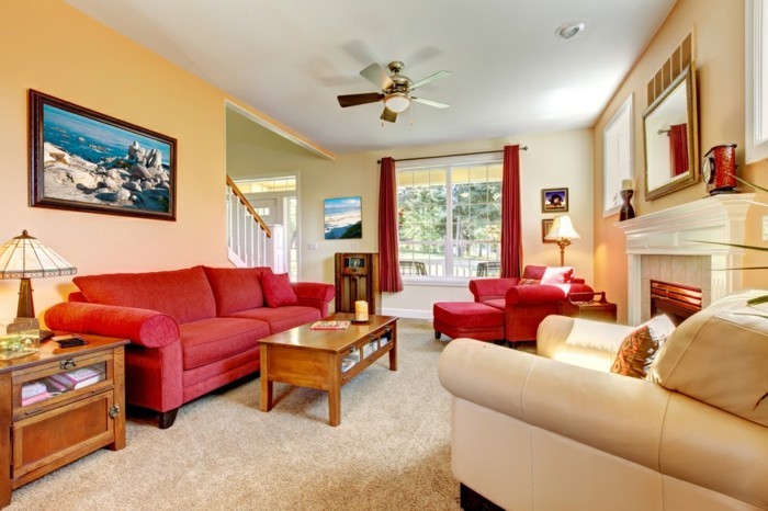 όμορφο-wohnideen-κόκκινο-καναπέ-και-μπεζ χρώμα τοίχο κομψό-interior design