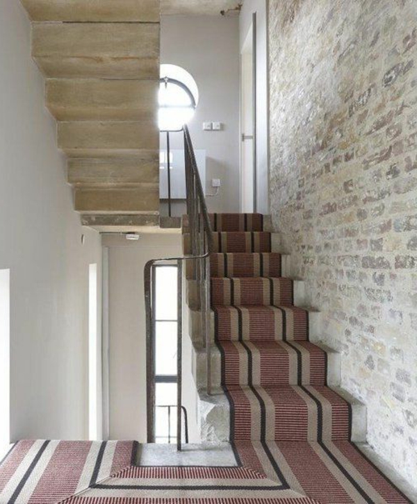 красив килим стълбище-МВР