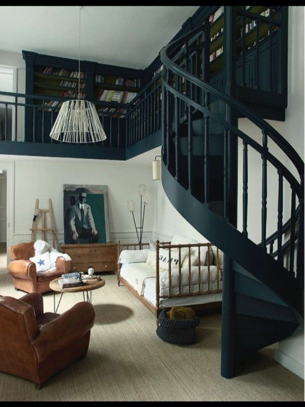 beau design escalier noir spirale