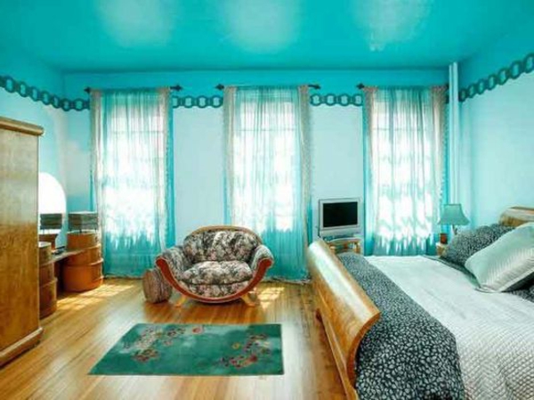 غرف نوم الكل في وTurquioise لون الطلاء الخشب والأثاث والخشب في الطابق