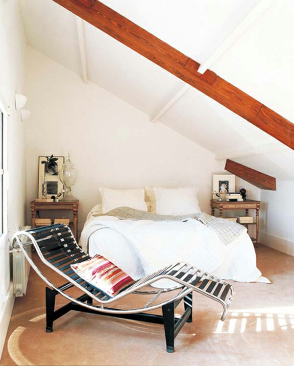 υπνοδωμάτιο-με-οροφής με κλίση Όμορφο κρεβάτι