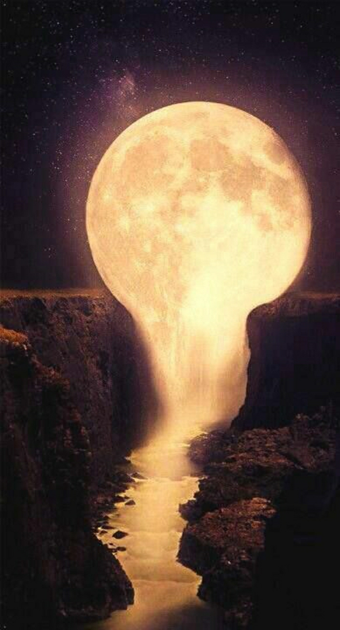 Топенето на река Moon