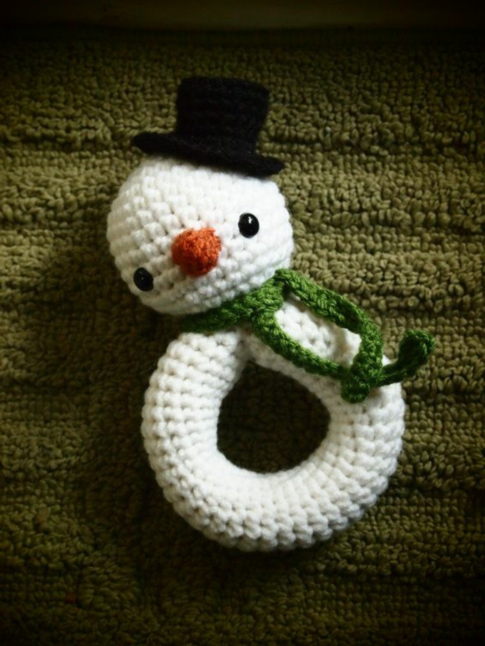 снежен човек-плетене на една кука-фото-на-най-взето