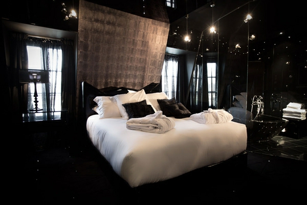 שחור-קיר צבע עבור חדרי שינה--מראה נחמד