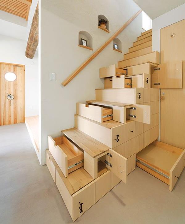 escaleras muy prácticas con espacio para almacenamiento