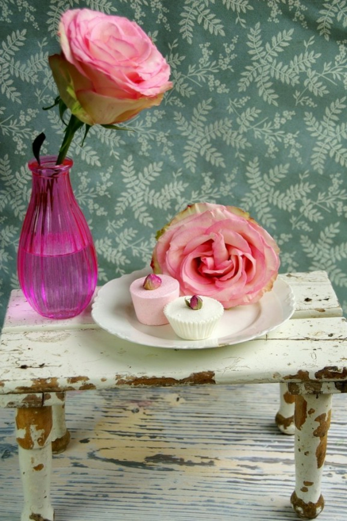 papier peint minable-chic-roses intéressantes