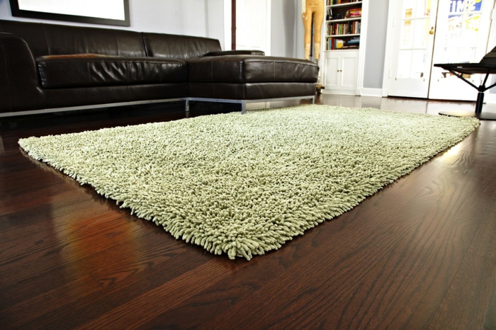 рошав килим-зелен цвят