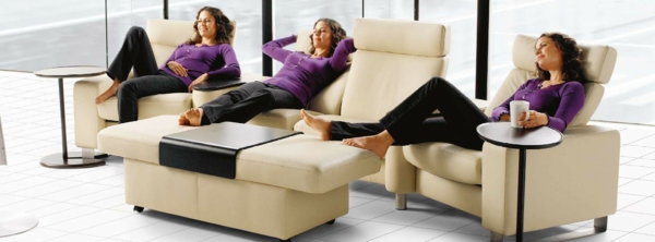 sofá de 3 plazas color moderno en blanco