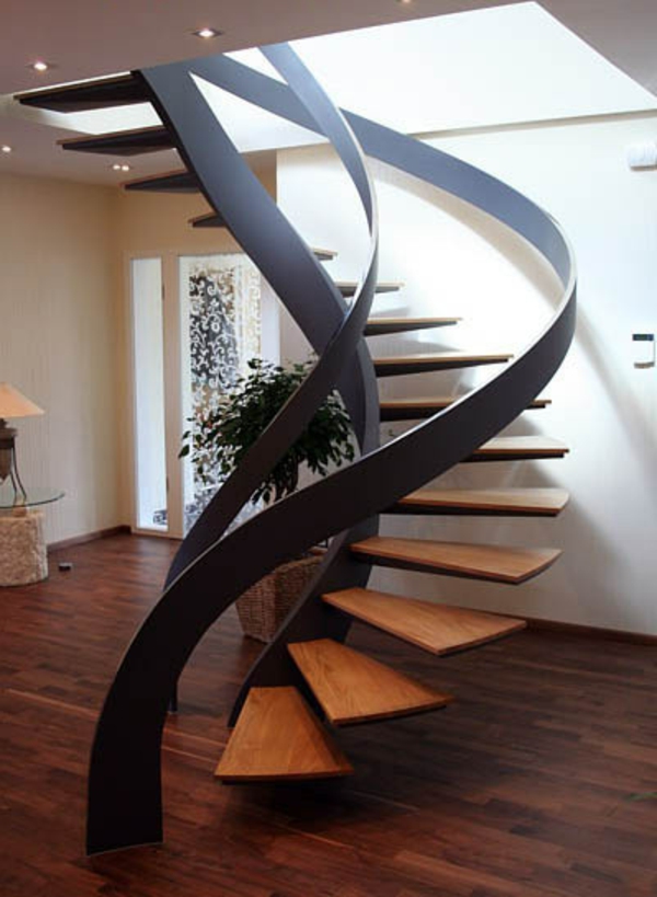 escalier en bois - acier - flottant librement et spirale