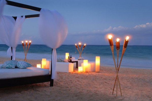 super kreativni strahopoštovanje-romantični-ideje-na-plaži