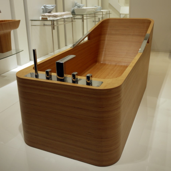 супер-модерна - Бат-от-дърво дизайн баня