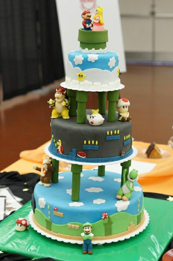 Super-iso-piirakat-koristella - syntymäpäiväjuhlat-kids-iso-piirakat-tilaus-Super-Mario-merkkiä