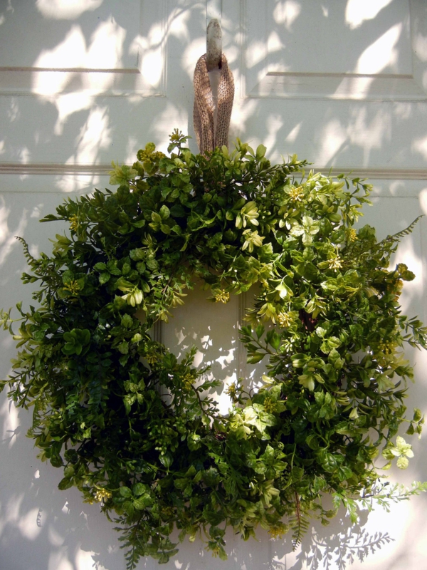 puertas coronas-primavera-verde-y-hermosa