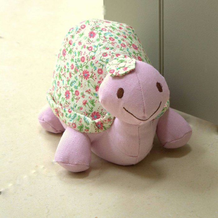السلاحف الوردي مع جوفاء على الزهور نمط لطيف جدا - كيس دورستوب