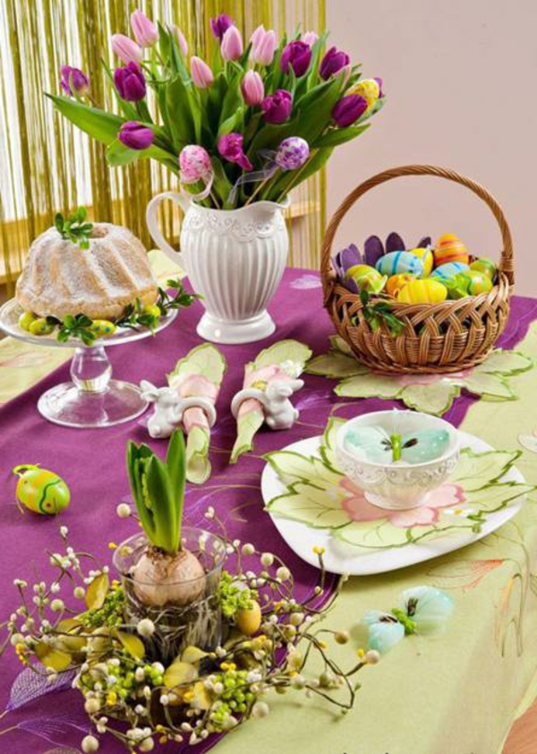 маса декорация-пъстър Великден лалета-цветни-розови-розово-жълт
