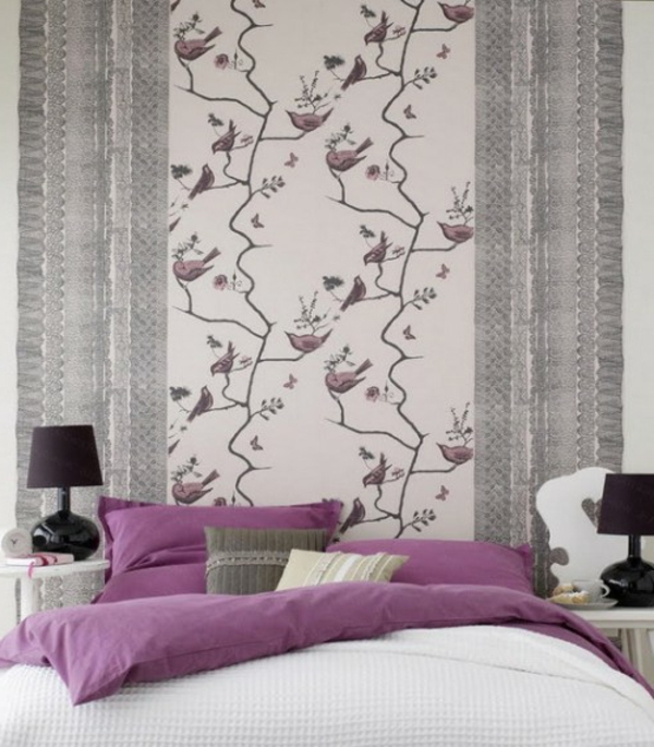 pájaros y ramas que pintan la plantilla para el papel pintado en el dormitorio