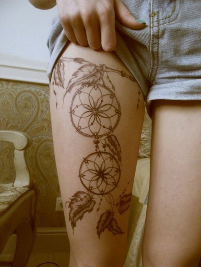 tetovaža na bedra, hvatač snova, noga tetovaža, tetovaža motiva za žene