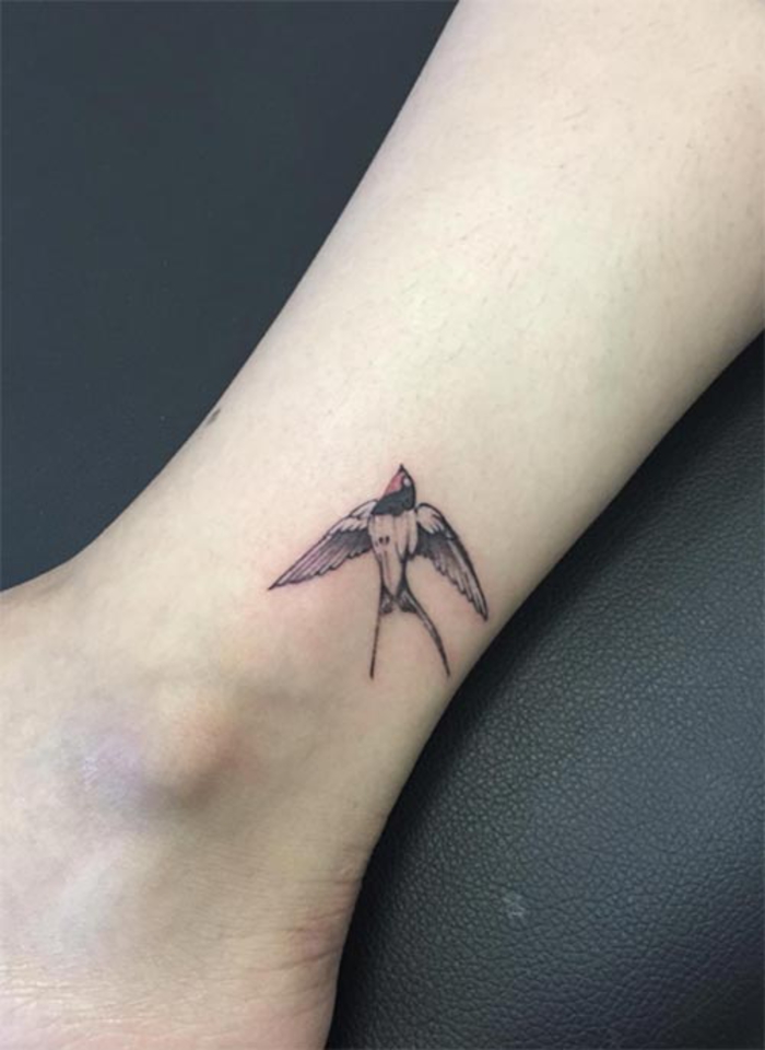 tetovaža na gležanj, gutanje, tetovaža nogu, tetovaža motiva za žene