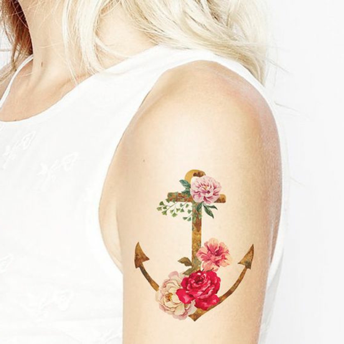 tetovaža predlošci muškaraca i žena brod sidro vode cvijeće crvene i ružičaste ruže plavu kosu žena
