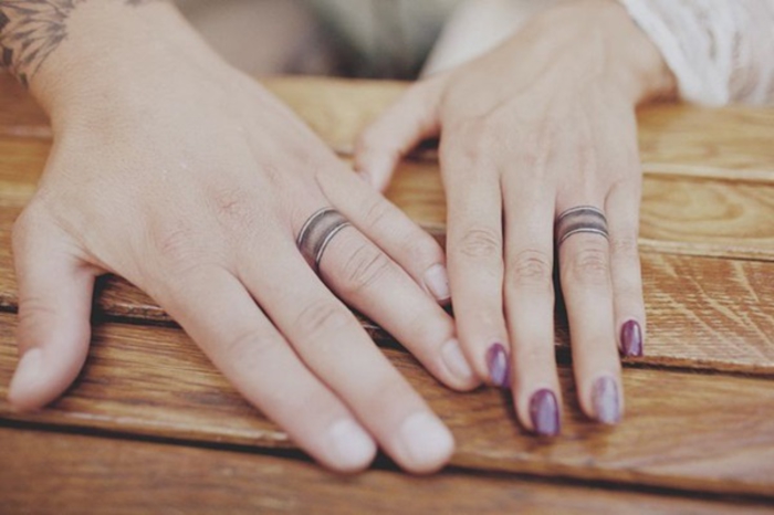 Татуировки за двойки, сватбени пръстени, татуировки на пръсти, доказателство за любов
