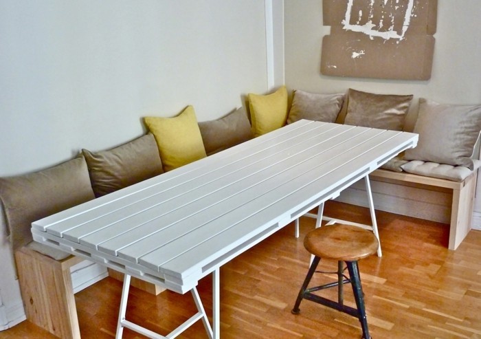 table propre build-tout-can-un-grand-table-propre-construction