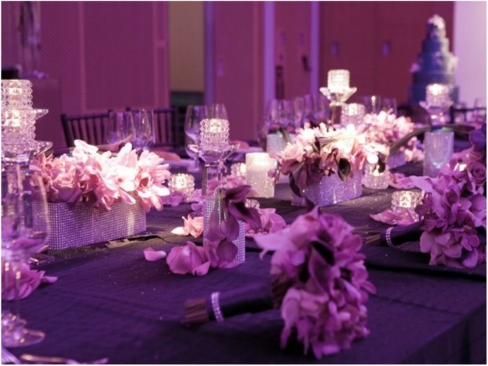 tischdeko-violetti-hyvännäköisiä lila-Hochzeitsdeko
