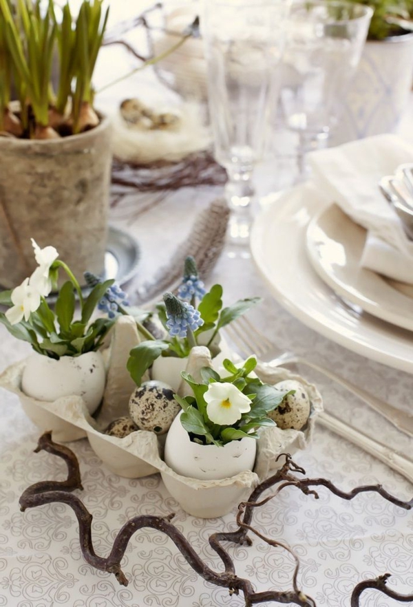 Tischdeko-for-spring-ötletek-for-húsvéti asztaldísz-virágok-in-tojáshéj