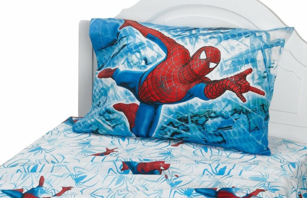 super superhero film posteljinu