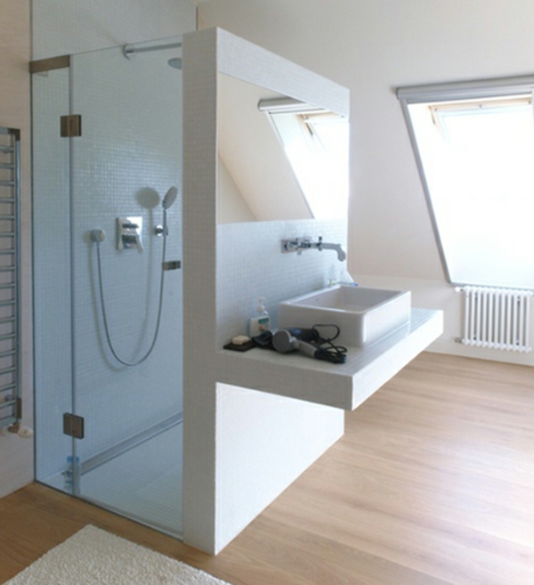 grande salle de bains avec mit_Dusche_Dusche-Kabine-