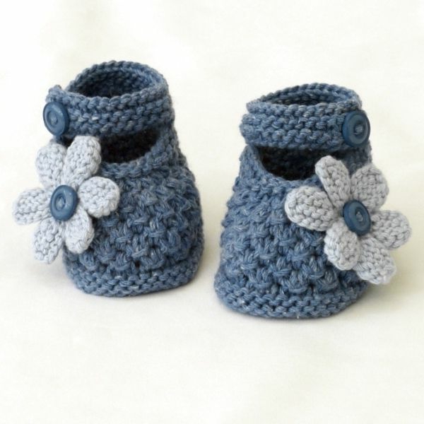 super-dizajn-heklanje-beba cipele-pra-ideje kukičanih za-heklanje-beba cipele-sa-cvijećem --- Daisy
