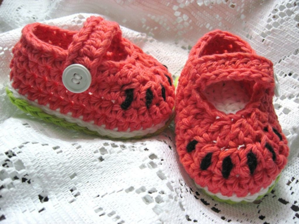 super-dizajn-heklanje-beba cipele-pra-ideje-za-kukičanje-in-crvena