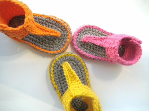 Los zapatos de las grandes-ideas-para-crochet-hermosas-colores-gran diseño-crochet-bebé