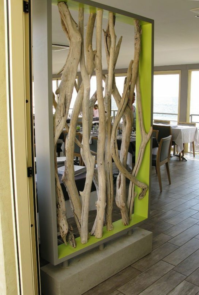 Bois flotté-ast-fond-de-bois-tables de stockage cloisons-chaises restaurant