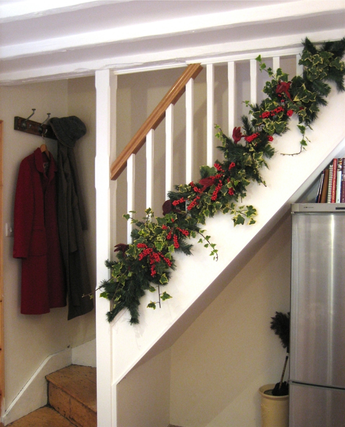 Vous pouvez faire l'escalier avec des pots de fleurs au look naturel