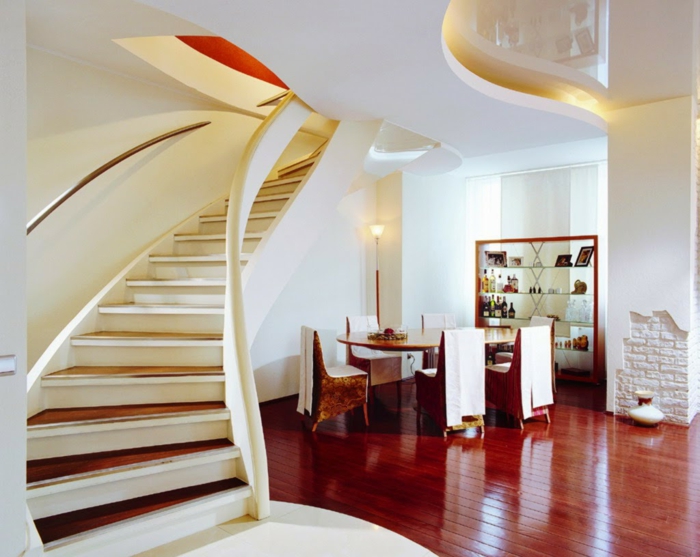 Meubles de salle à manger sous la haute lampe d'escaliers, conception d'escalier d'éclairage de LED